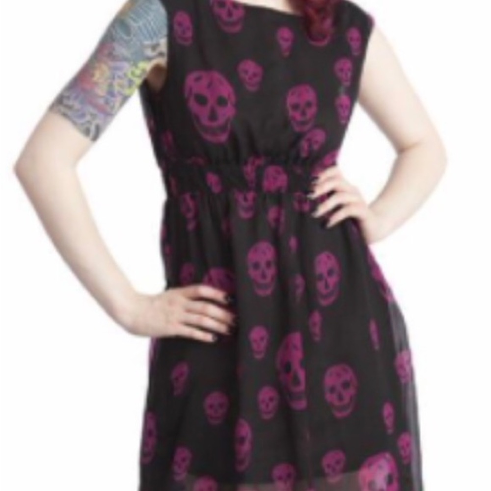 Sourpuss Black and Pink Skull High Low Dress - Picture 2 of 11
